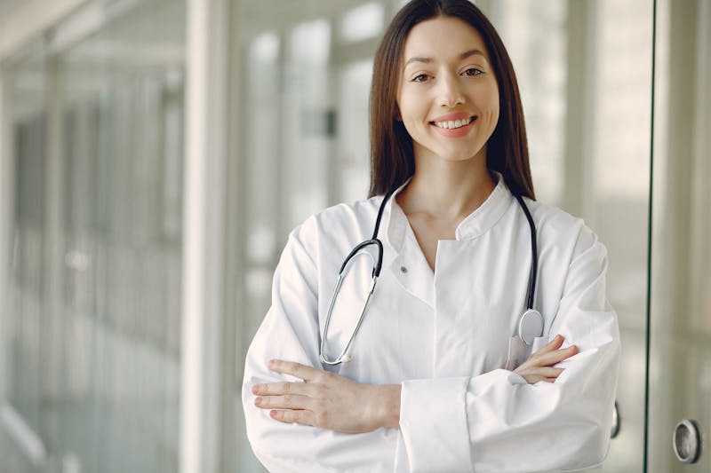 How to Wear a Surgical Gown — Ten Steps